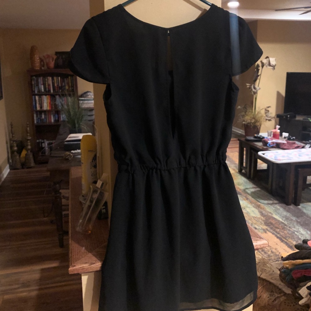 Beautiful Black Pins & Needles Dress - Picture 4 of 5